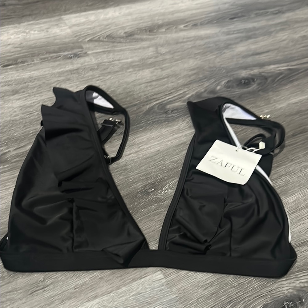 Zaful Black Ruffled Bikini Top